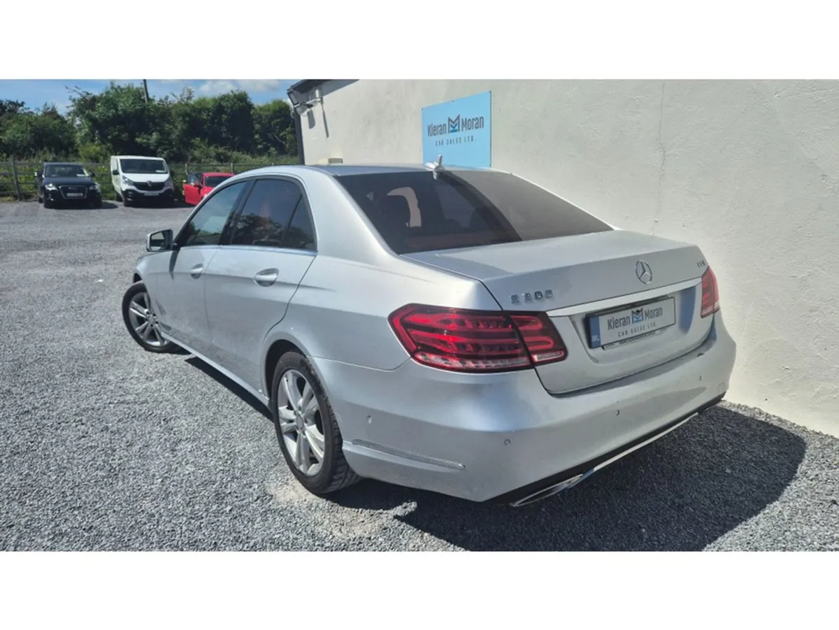 Mercedes-Benz E-Class Auto - Image 3