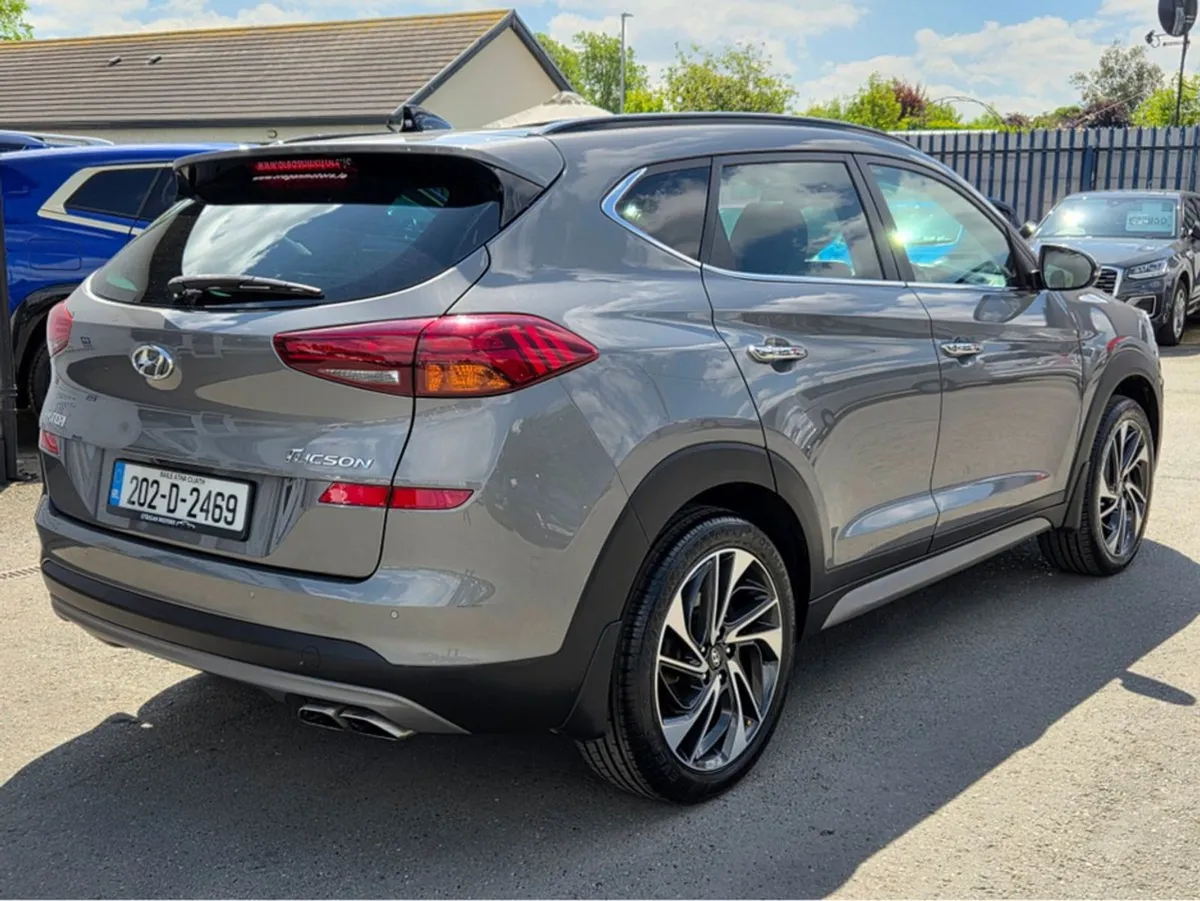 Hyundai Tucson  high Spec  Premium Edition - Image 4