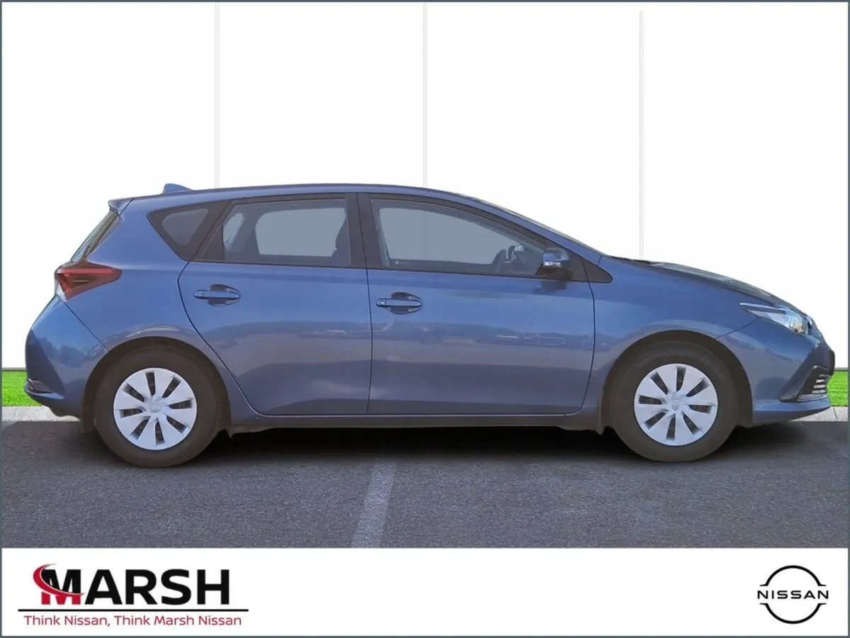 Toyota Auris 1.33 Terra 4DR - Image 4