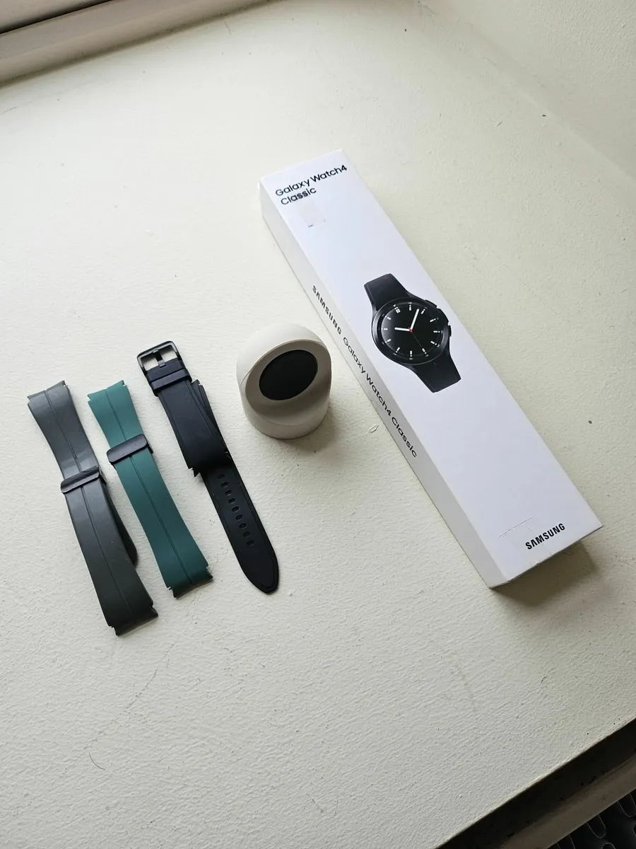 Samsung Galaxy Watch 4 Classic 46mm with Extras - Image 1