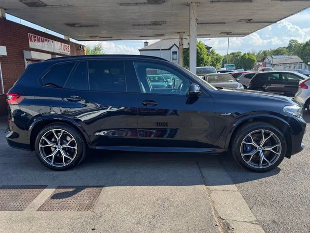 BMW X5 Xdrive45e M Sport - Image 2