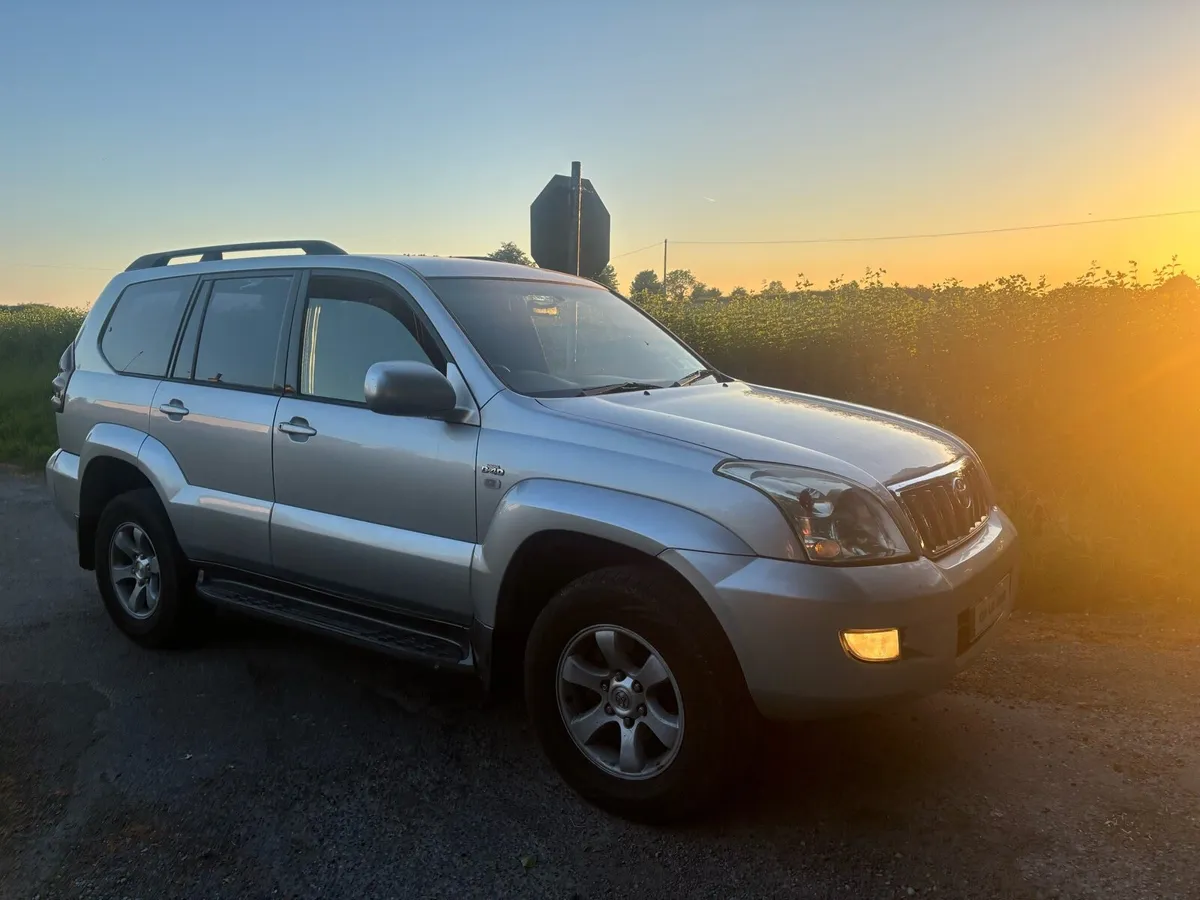 Toyota landcruiser - Image 2