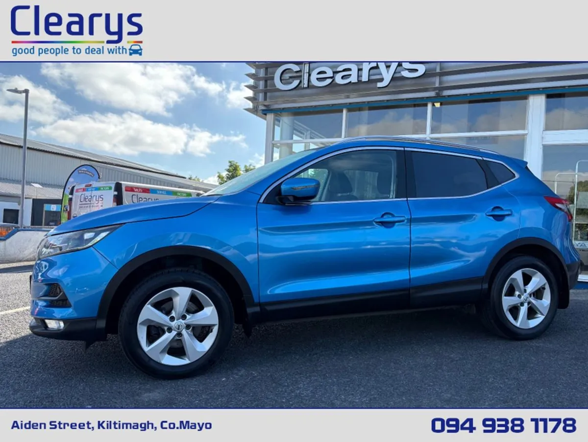 Nissan QASHQAI 1.5 SV 18 4DR - Image 1