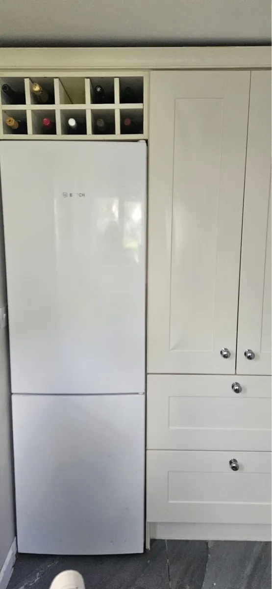 Shaker Style Kitchen Units - Image 2