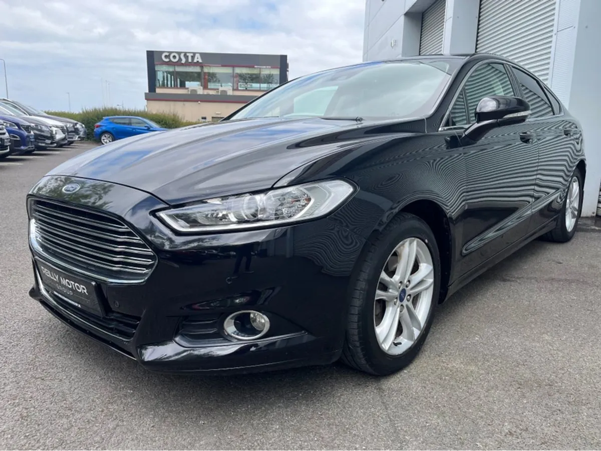 Ford Mondeo Titanium 1.5 TD 120PS 6speed 4DR - Image 3