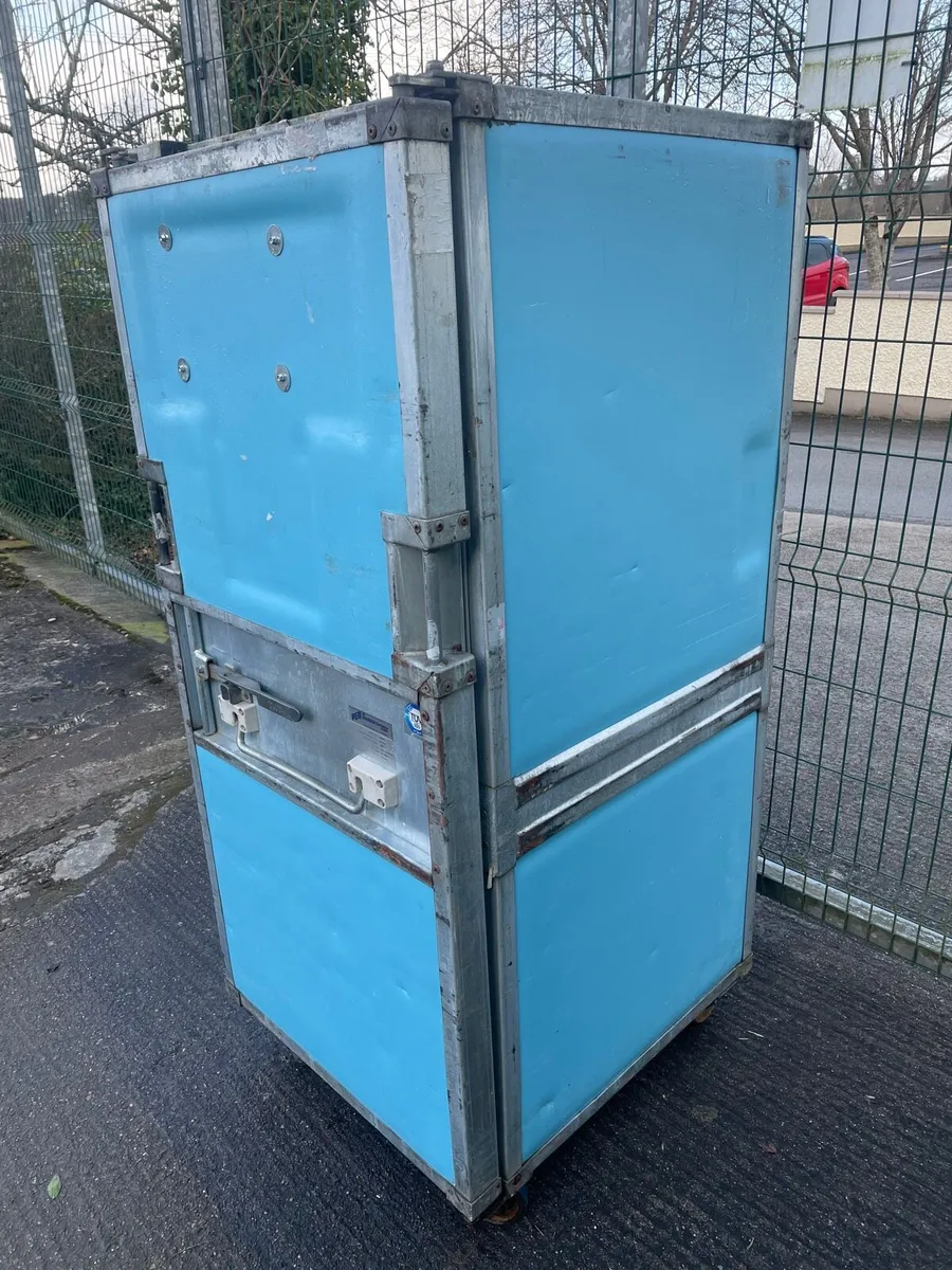 Large Safety Mobile Large cooler temperature box - Image 2