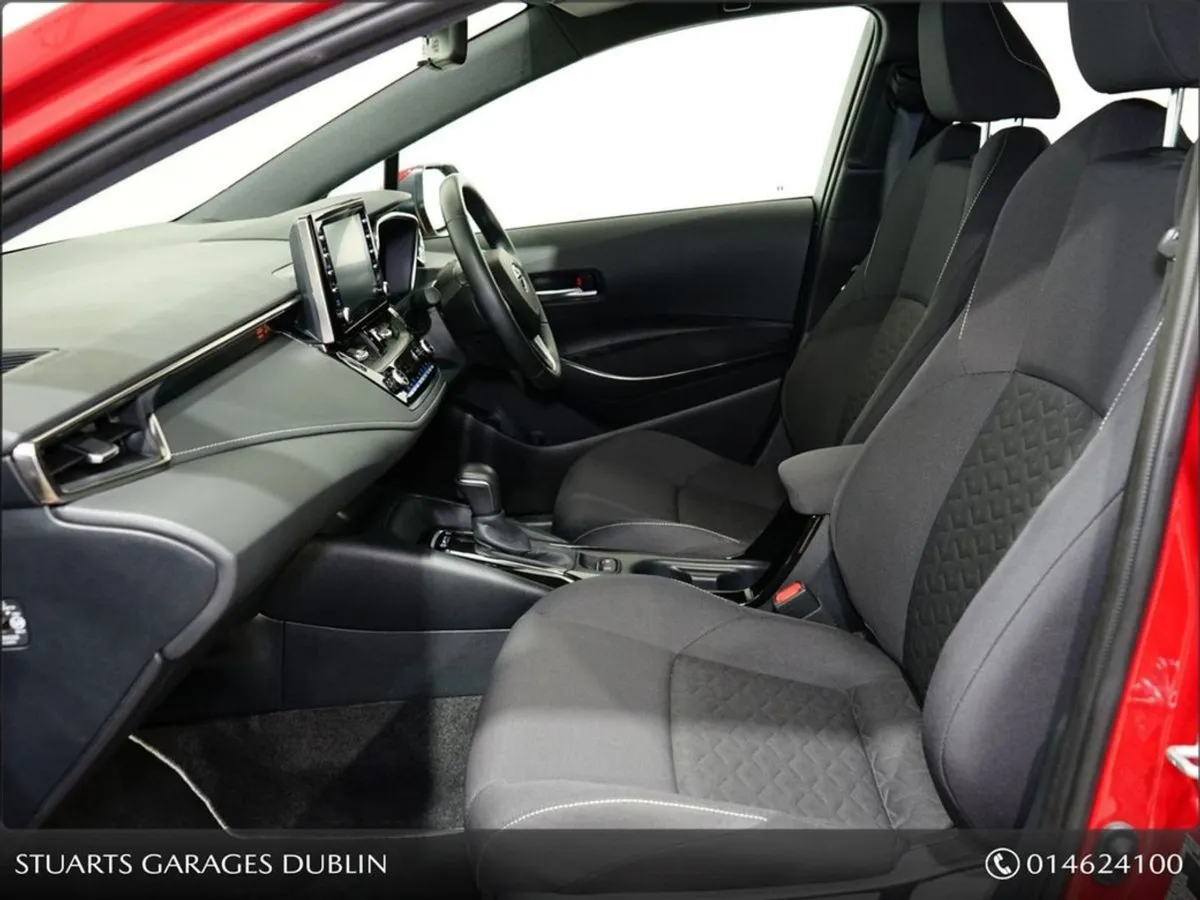 Toyota Corolla Hybrid Luna H/B 5DR Auto Low Kilom - Image 3