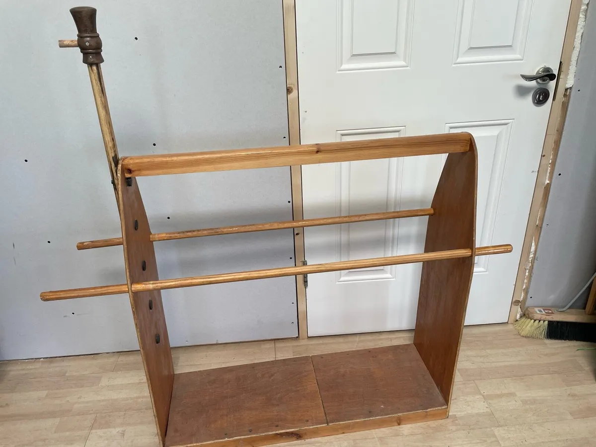 Saddle stands - Image 1