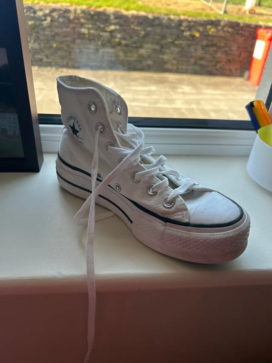 High white converse - Image 2