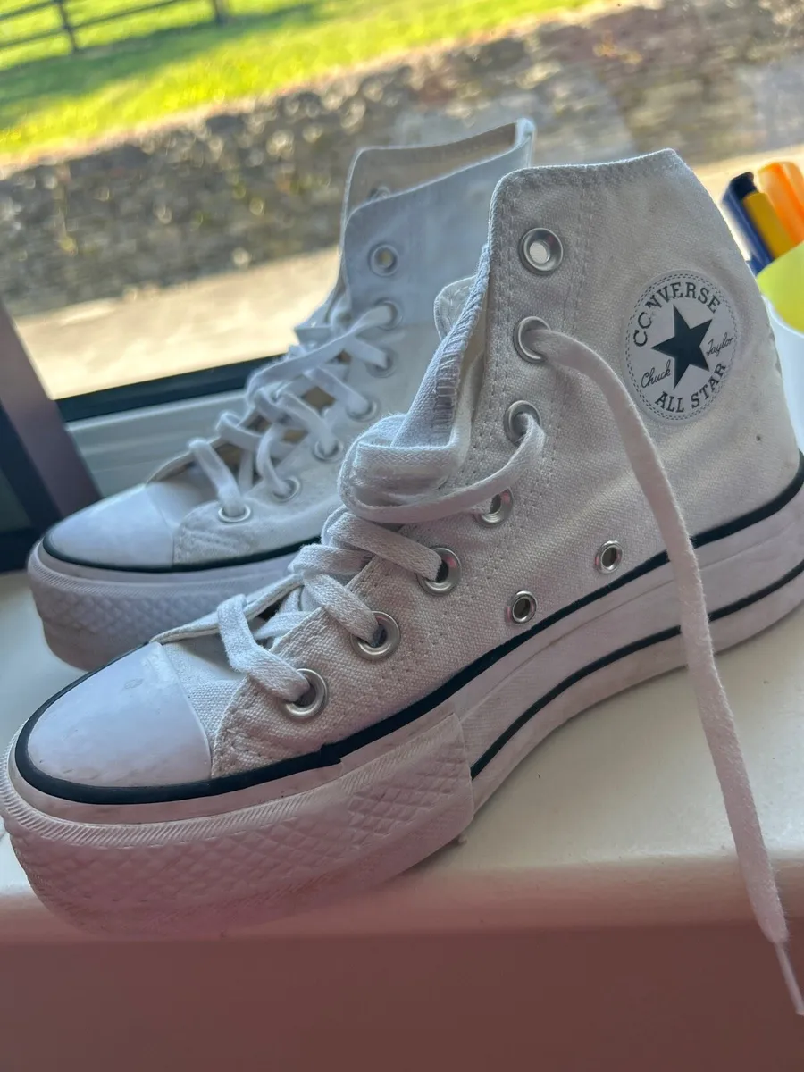 High white converse - Image 1