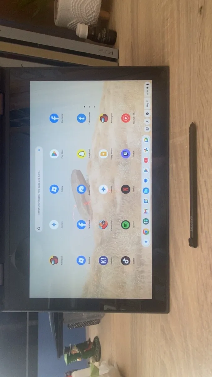 Touchscreen Chromebook (Lenovo 500e )*with charger - Image 3
