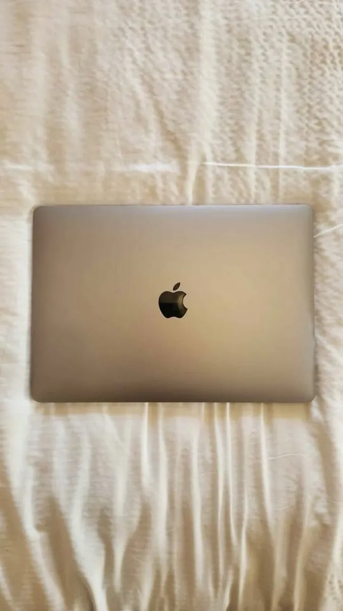 Apple Macbook Air (2020) I3 256GB SSD 8GB RAM - Image 4