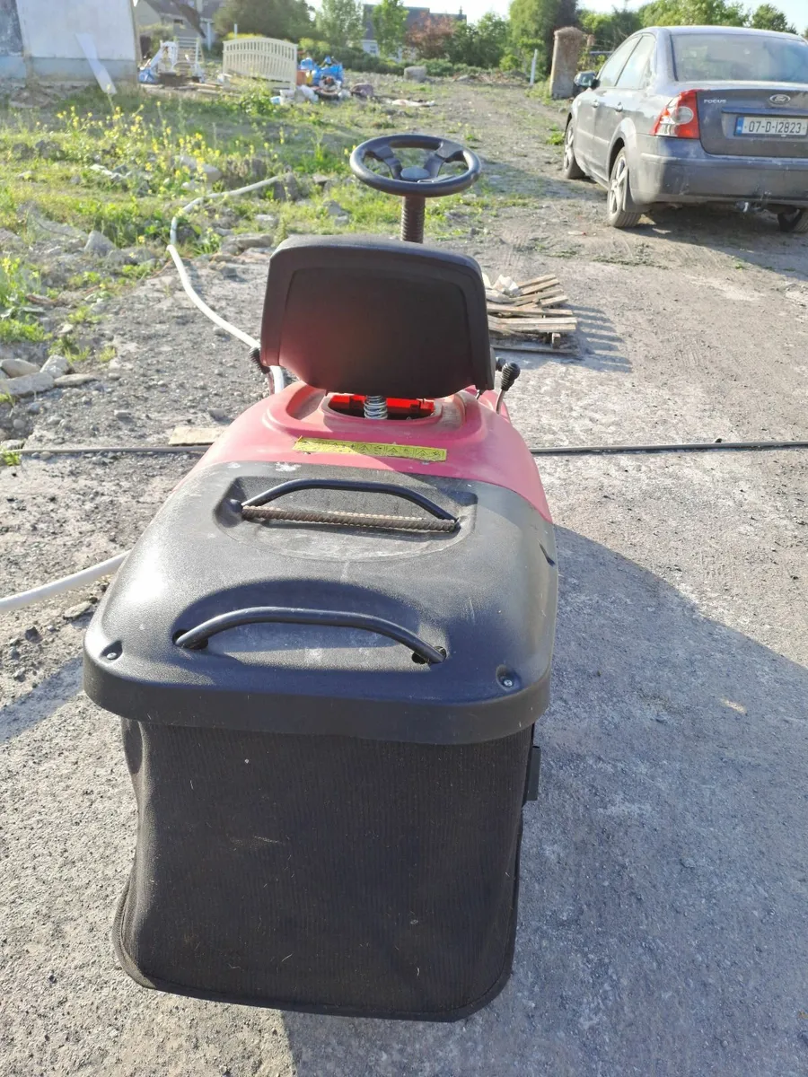 Tractor lawn mower - Image 4