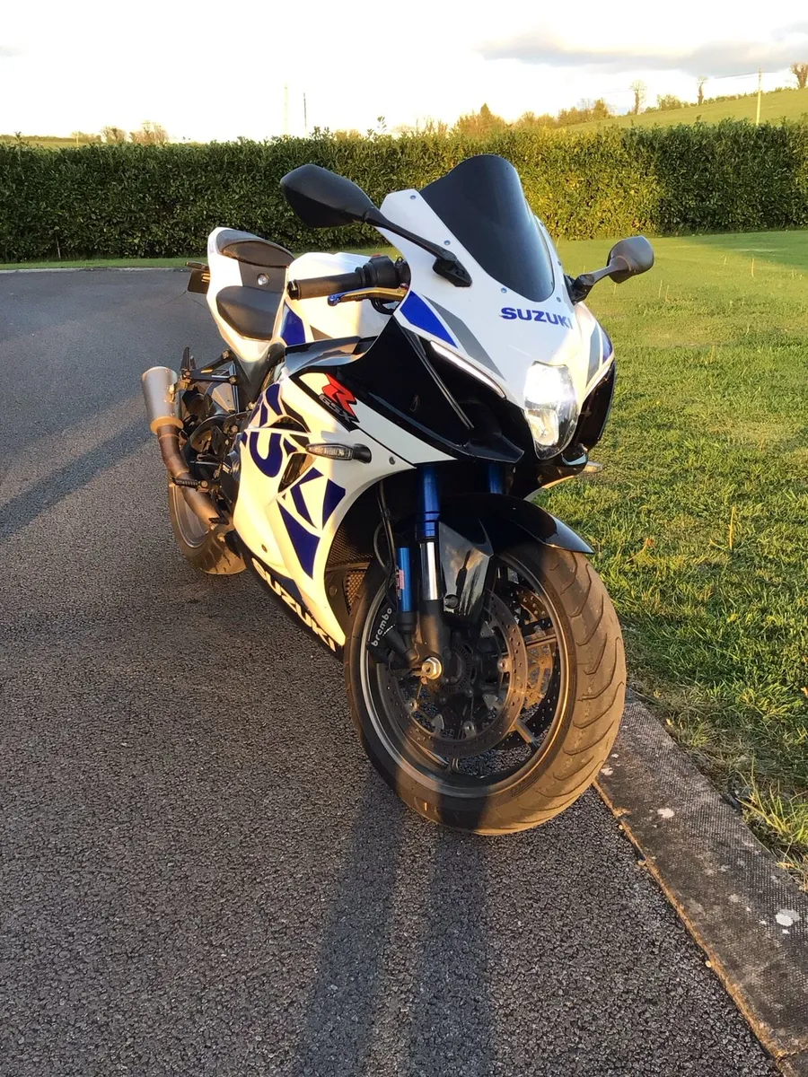 Suzuki GSXR1000R - Image 2