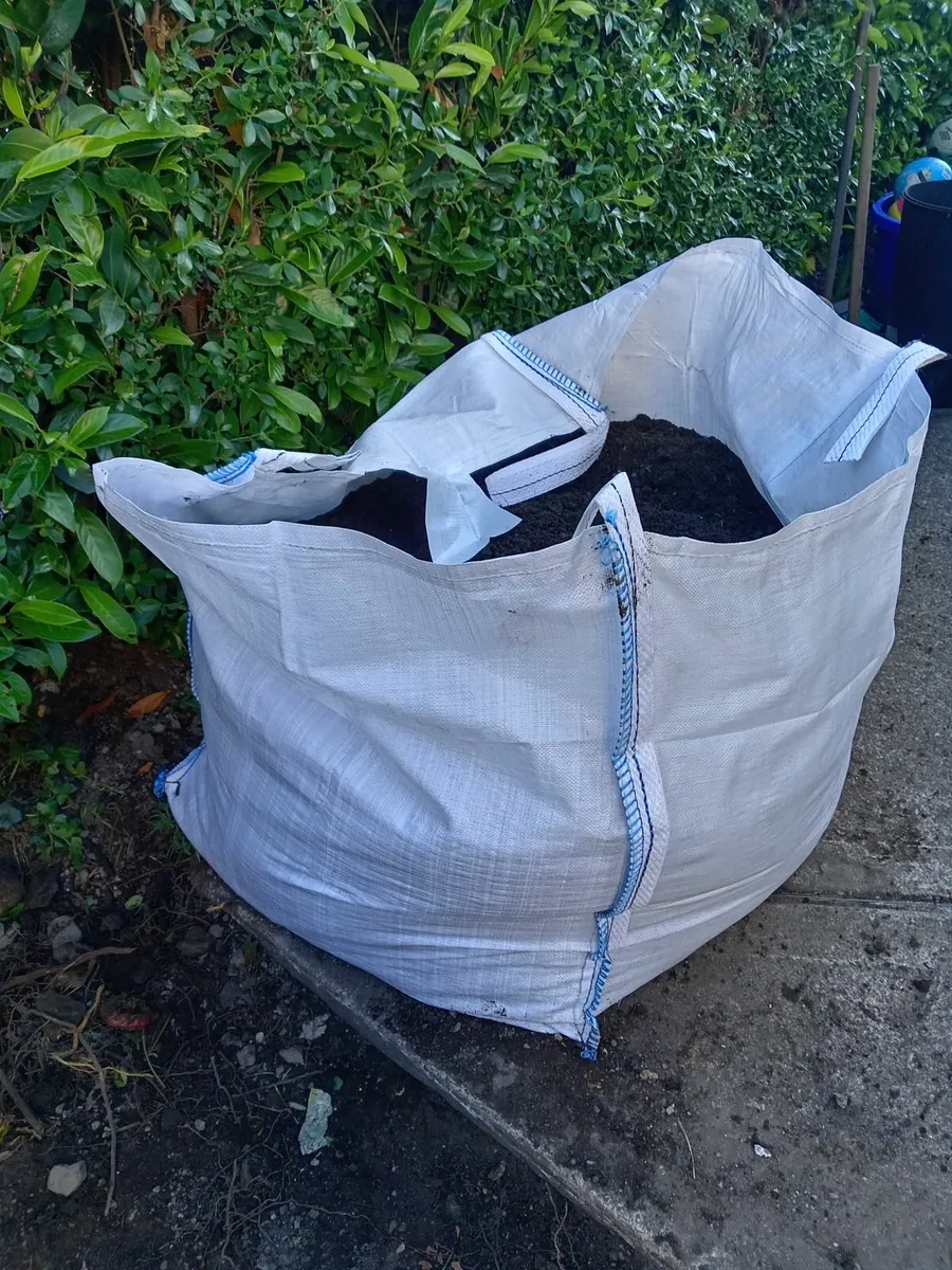 Free Topsoil - Image 1