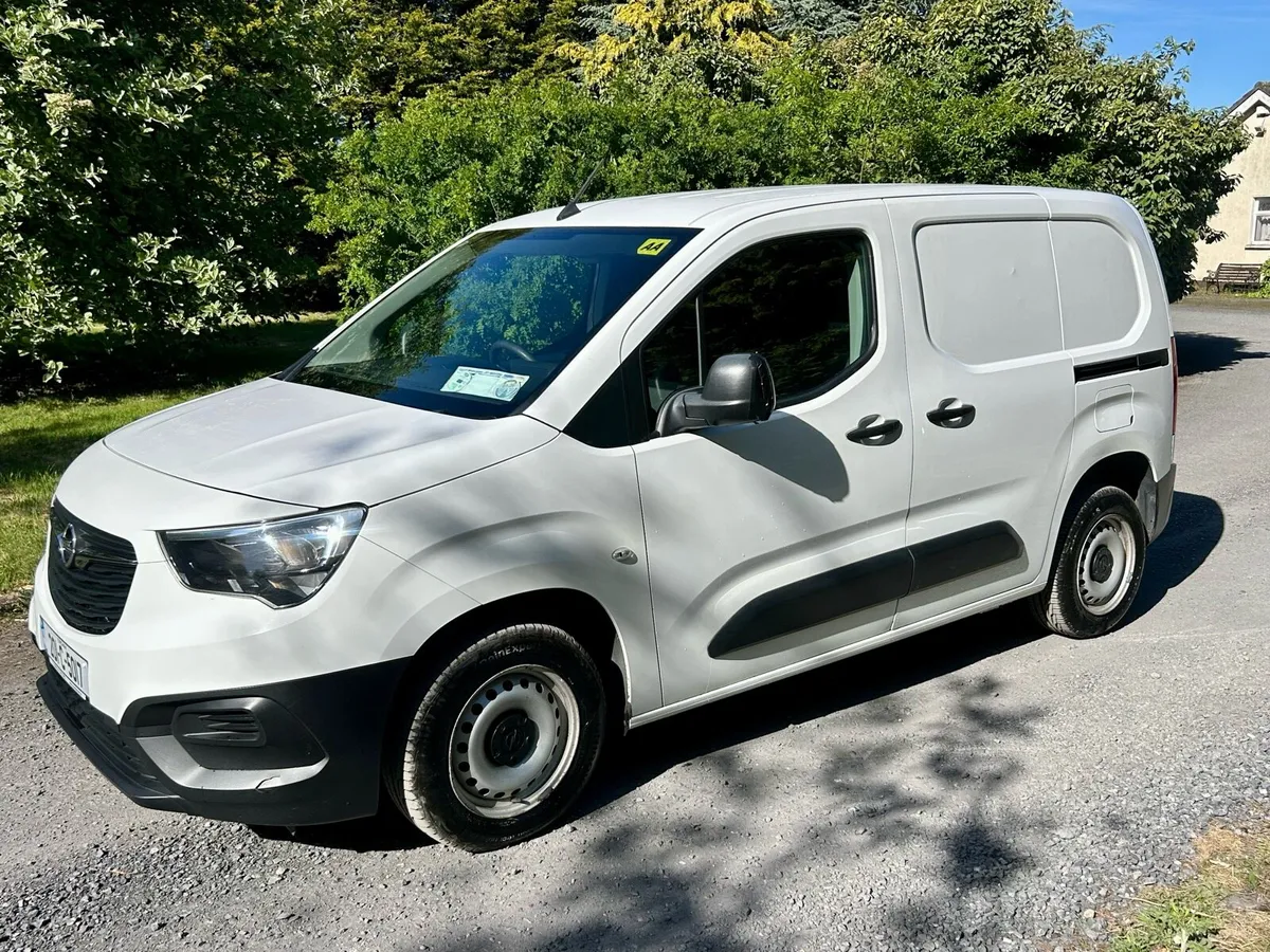 2020 Opel Combo taxed and tested €6999 + VAT - Image 3