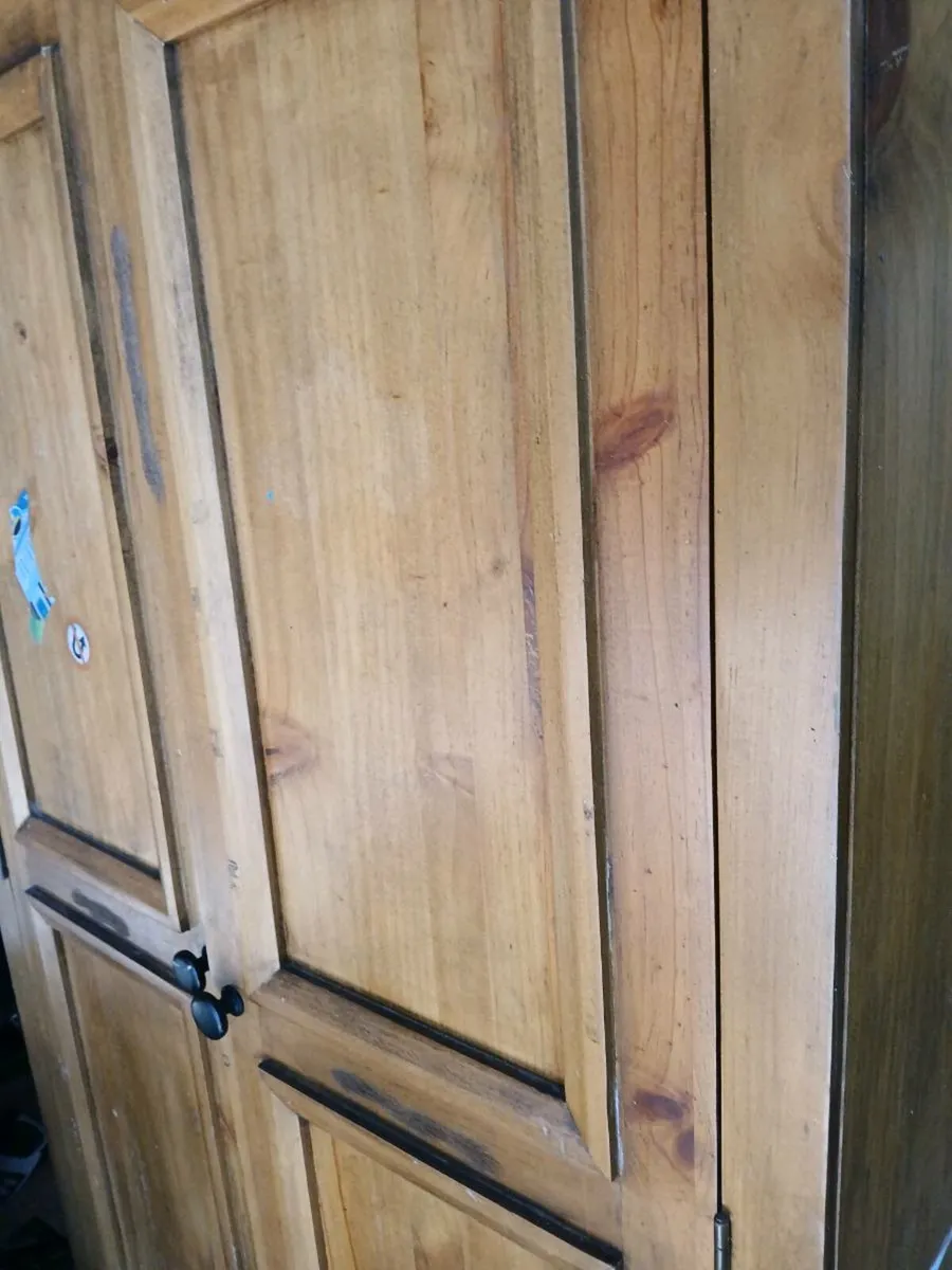 For sale wardrobe perfect condition - Image 1