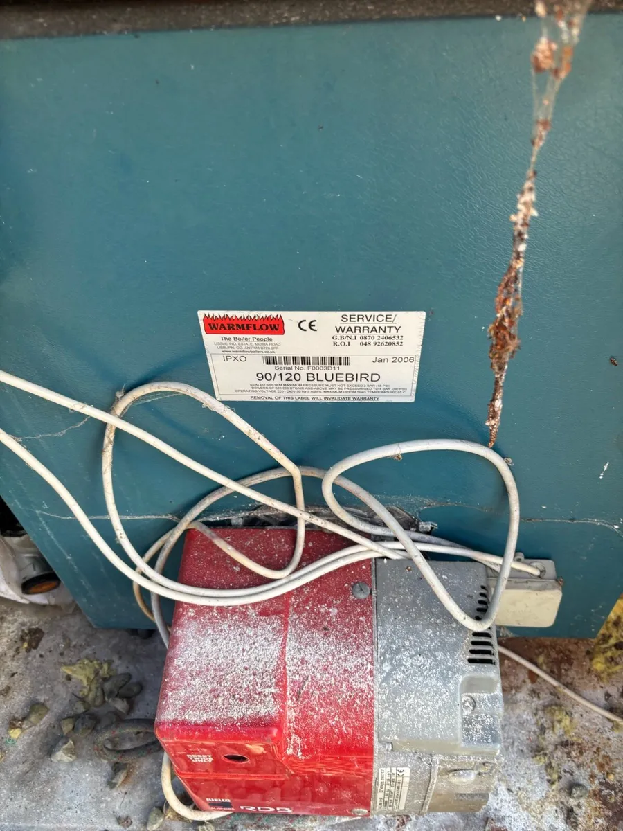 90/120 Bluebird Oil burner plus housing - Image 3