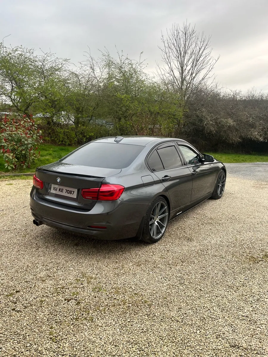 Bmw 3 series 2016 - Image 1