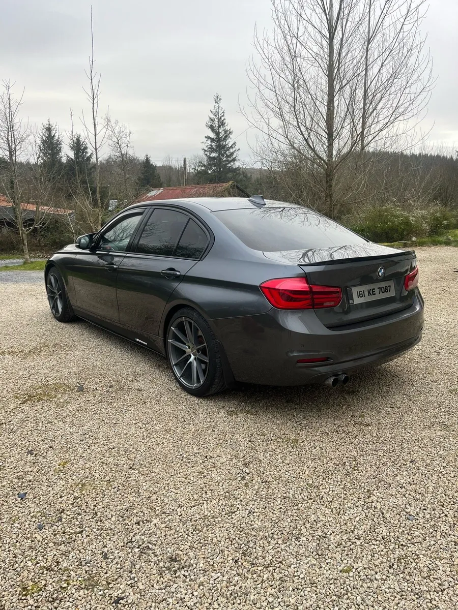 Bmw 3 series 2016 - Image 3
