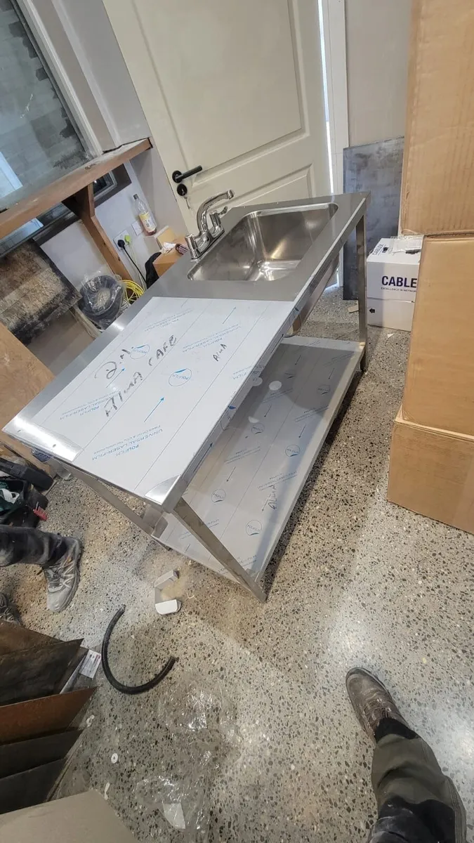 Stainless steel Sink - Image 1