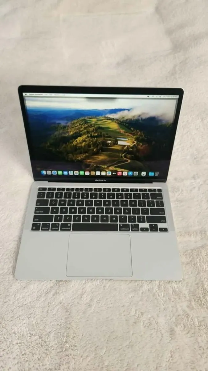 Apple MacBook Air (2020) i3 1.1GHz Dual Core 256GB - Image 1