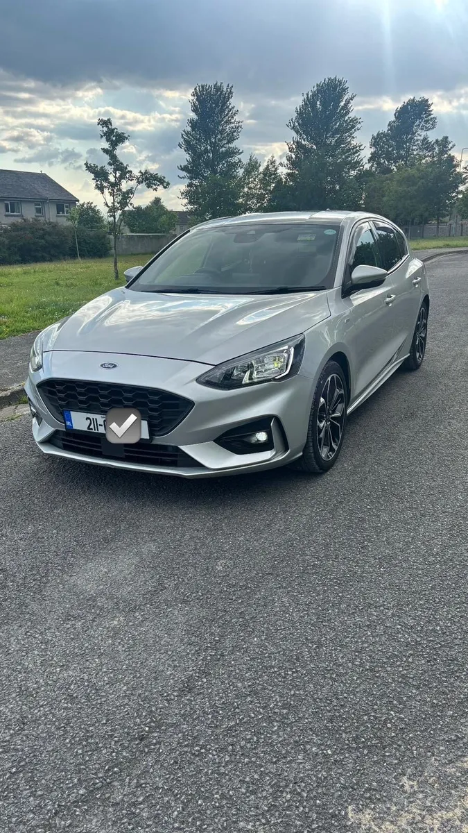 2021 Ford Focus st-line - Image 1