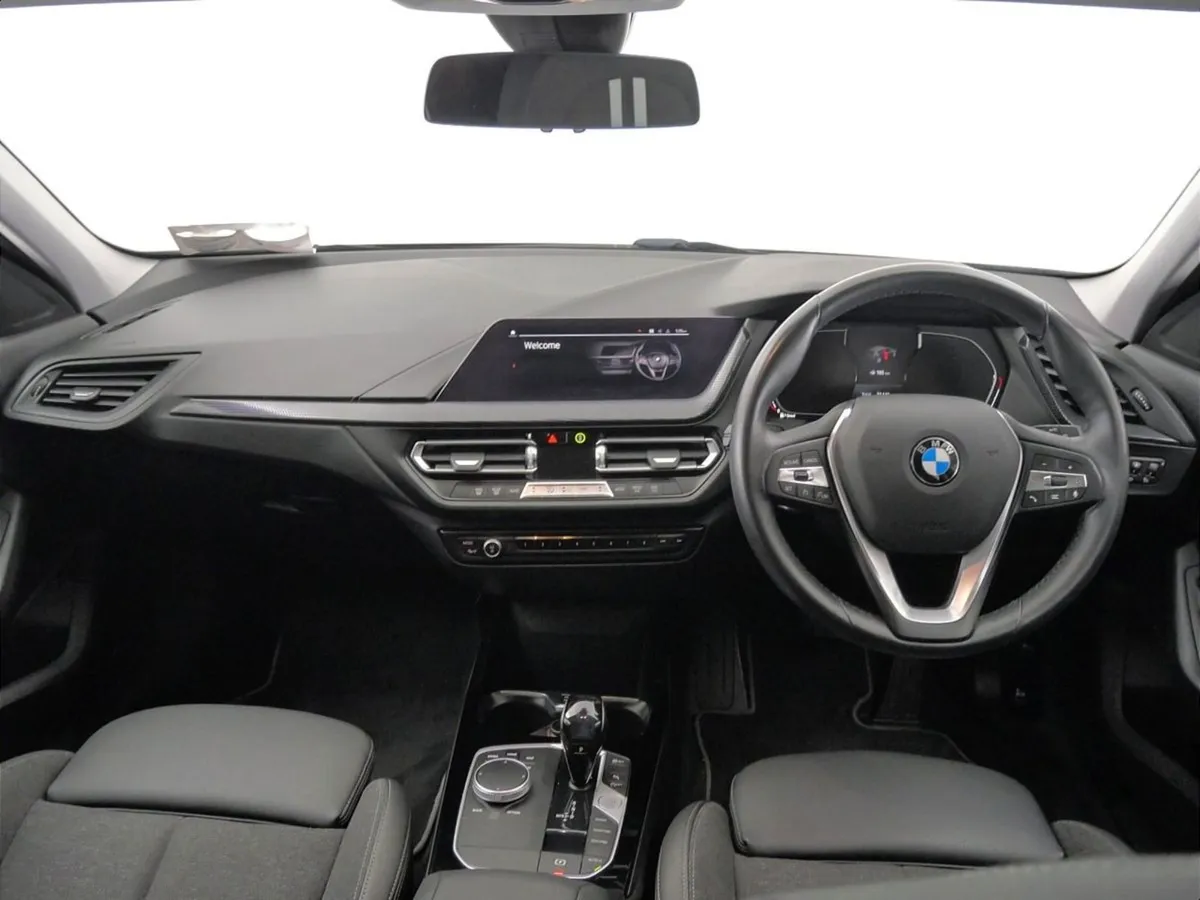BMW 1 Series 116d Sport - Image 4