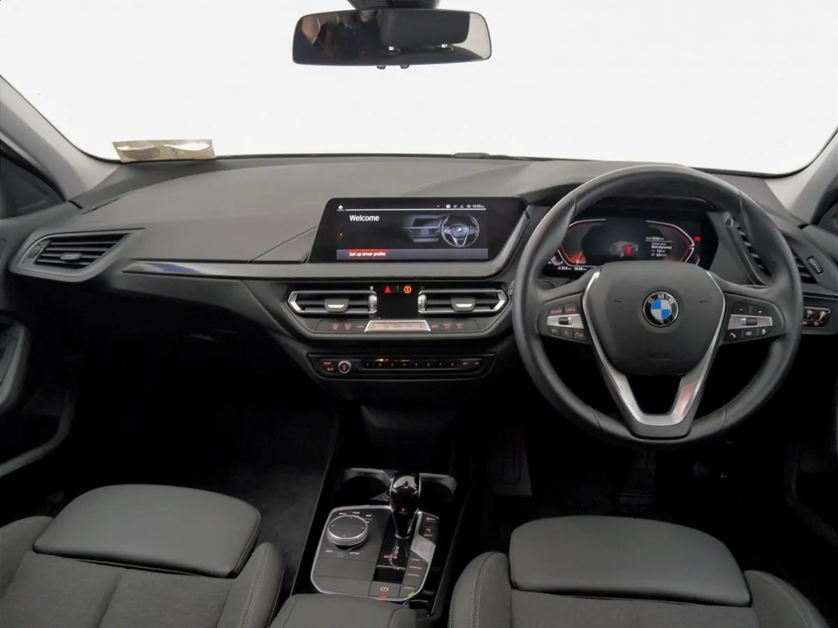 BMW 1 Series 118i Sport - Image 4