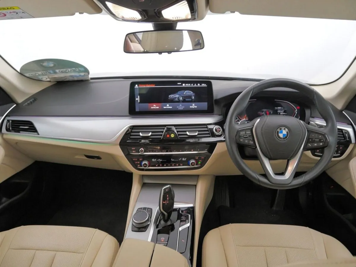 BMW 5 Series 520d SE Saloon - Image 4