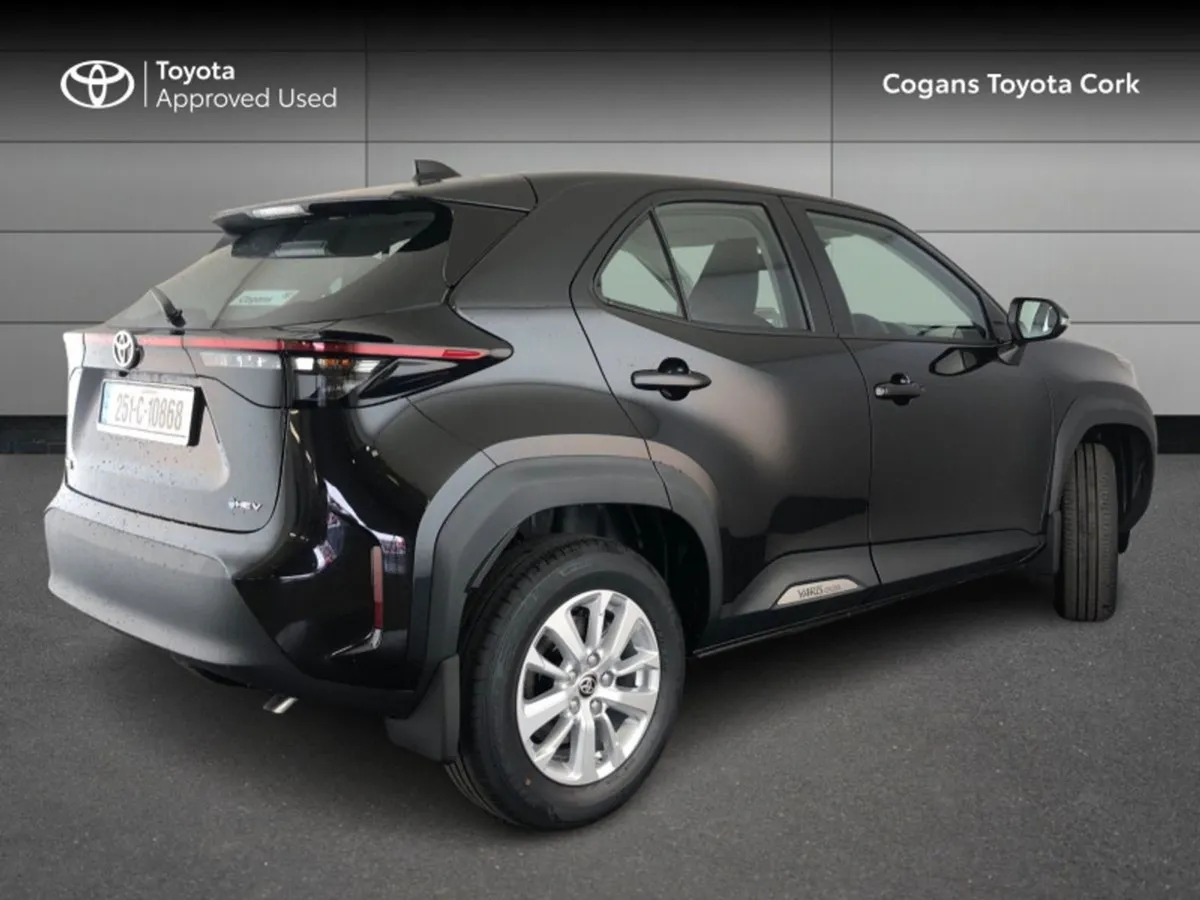 Toyota Yaris Cross Luna - Image 2