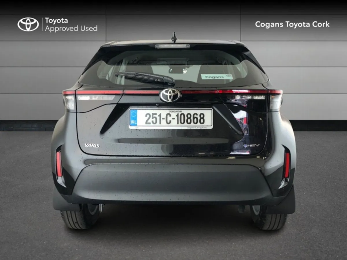 Toyota Yaris Cross Luna - Image 4