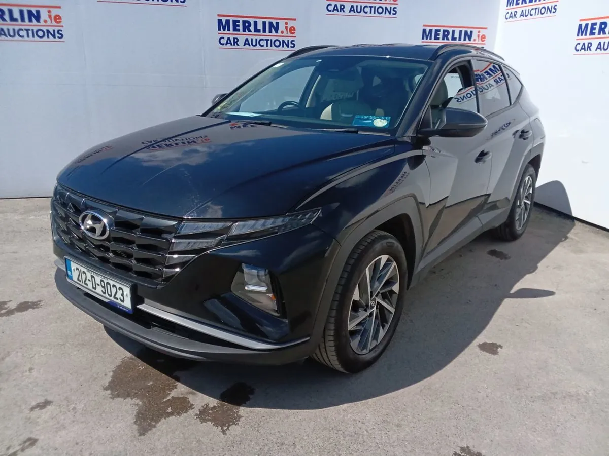 Hyundai Tucson Executive TWO Tone Roof 1598 - Image 3