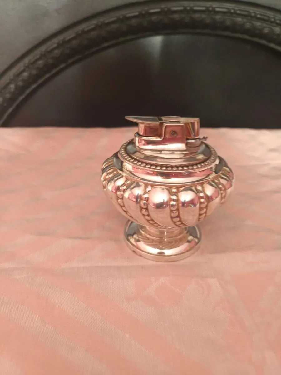 Vintage  Silver Plated RONSON TABLE LIGHTER - Image 1