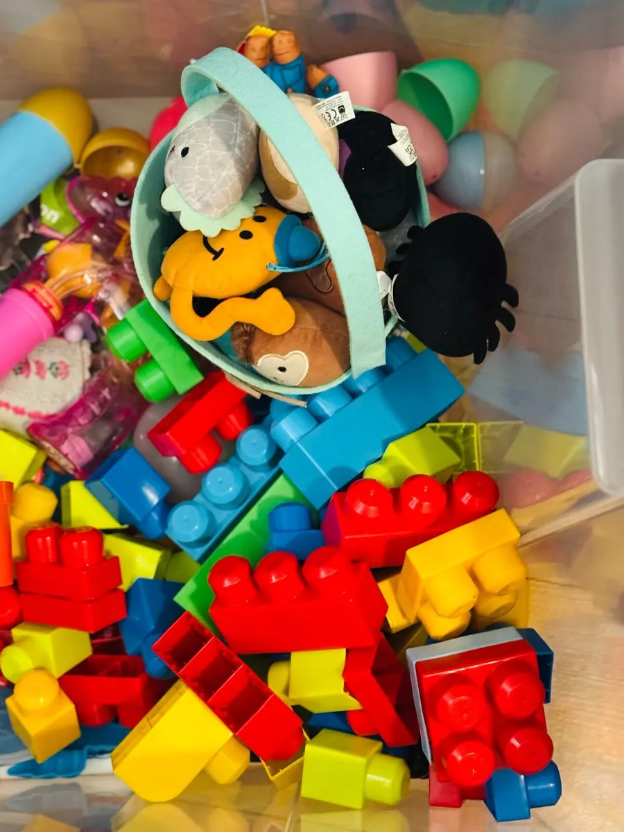 Toys & Building Blocks - Image 1