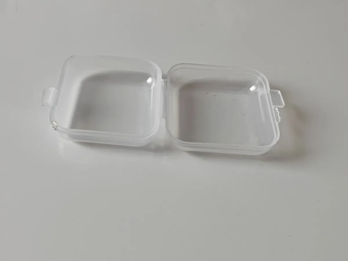 PLASTIC STORAGE BOXES 5PCS - Image 4