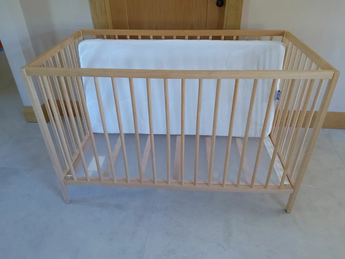 Baby Cot and mattress