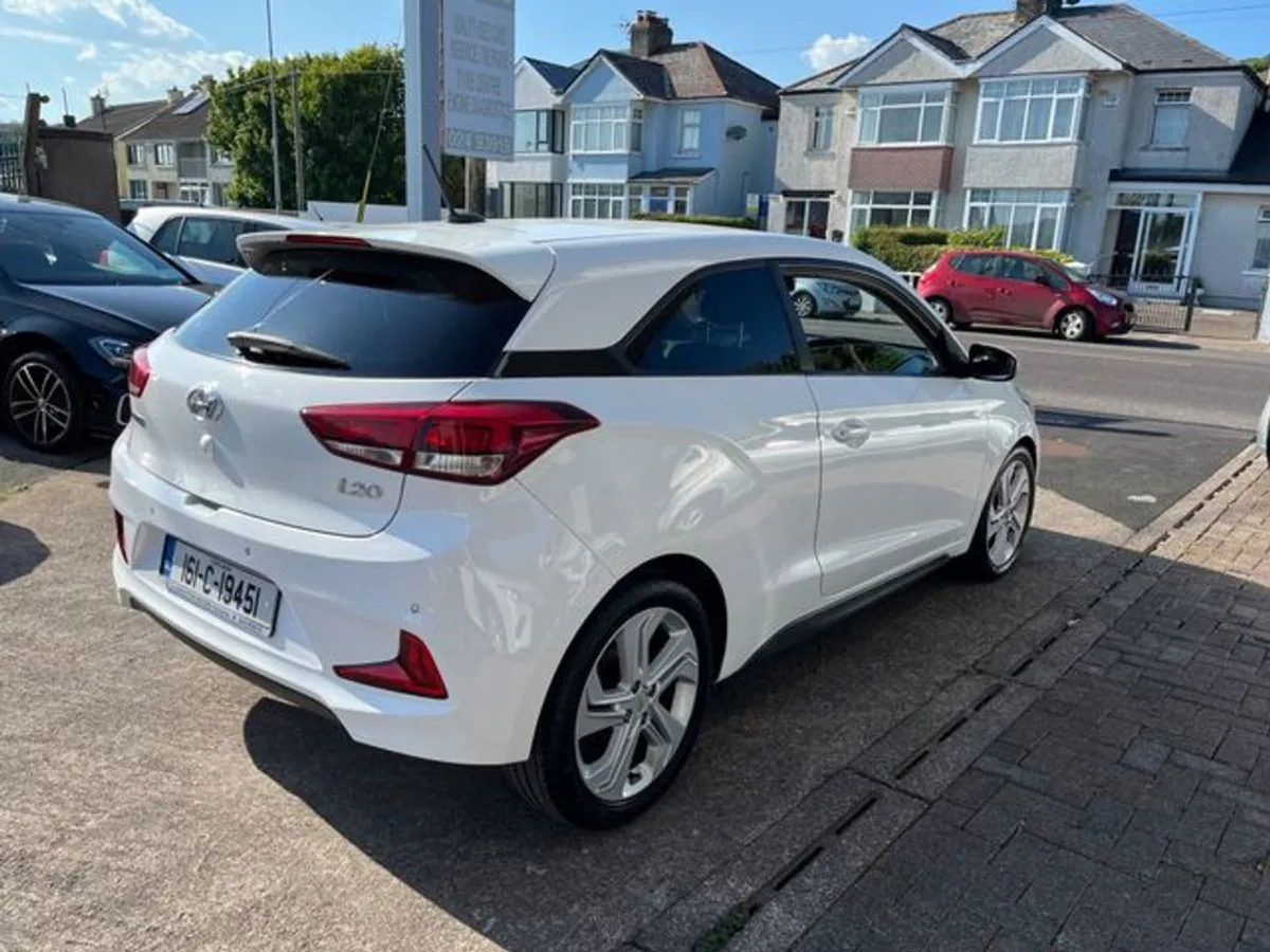 Hyundai i20 Sport NAV 3DR - Image 3