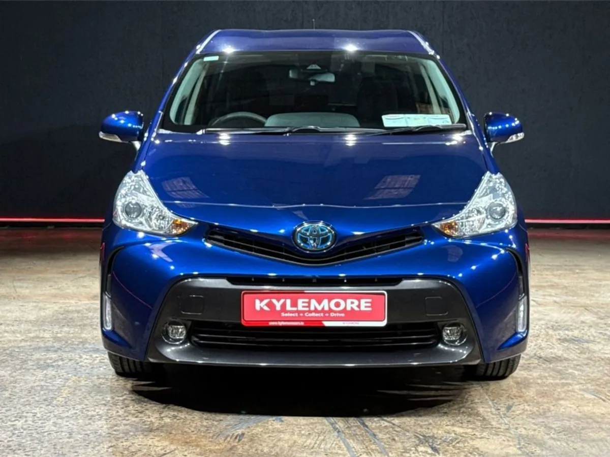Toyota Prius 1.8 Hybrid Automatic - Cruise Control - Image 3