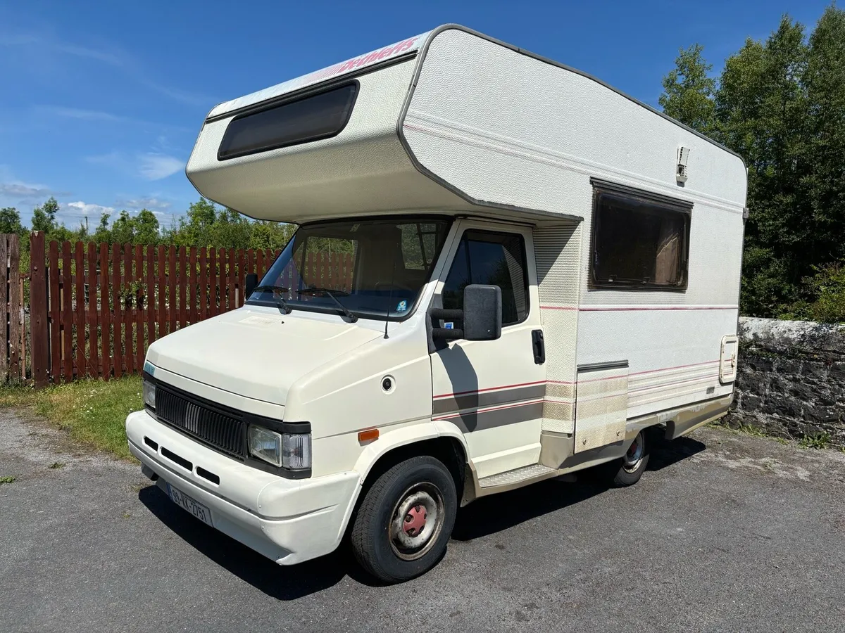 Camper - Image 2