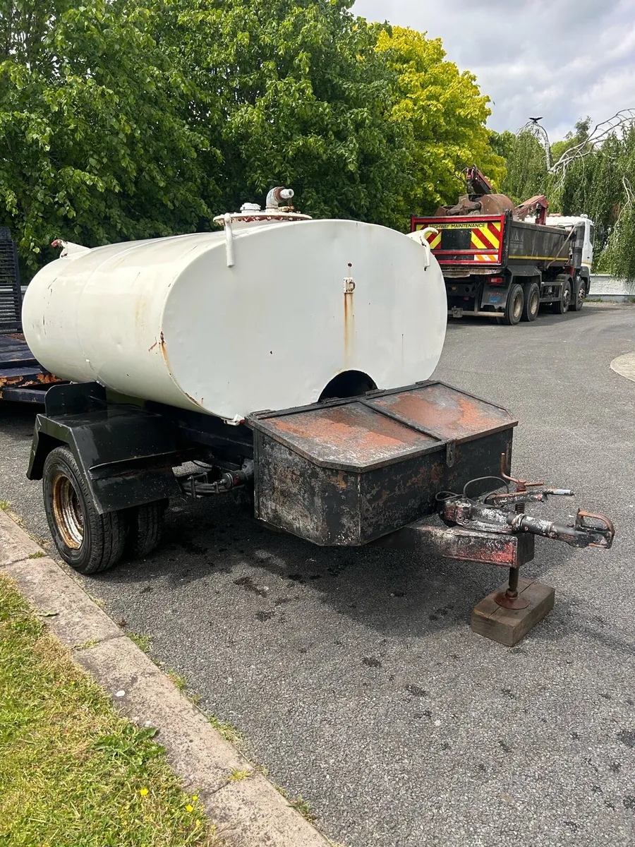 Fuel bowser c/w Honda pump - Image 2