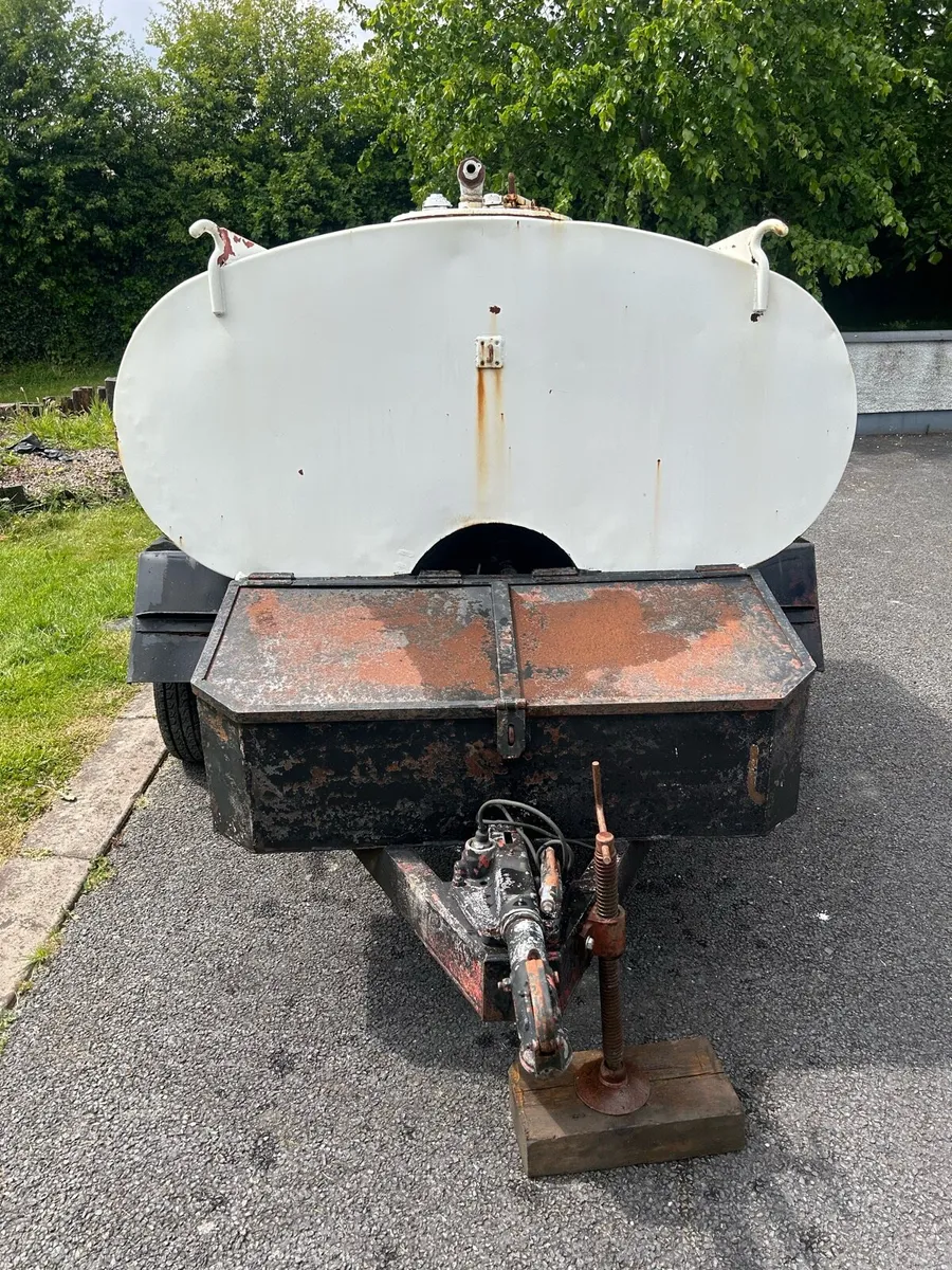 Fuel bowser c/w Honda pump - Image 3