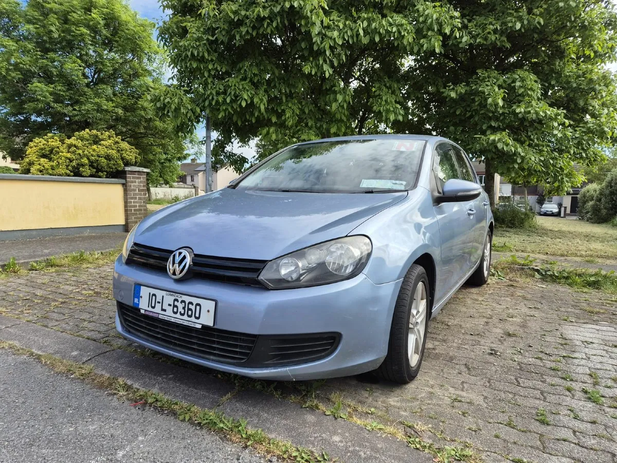 Volkswagen Golf 2010 - Image 2