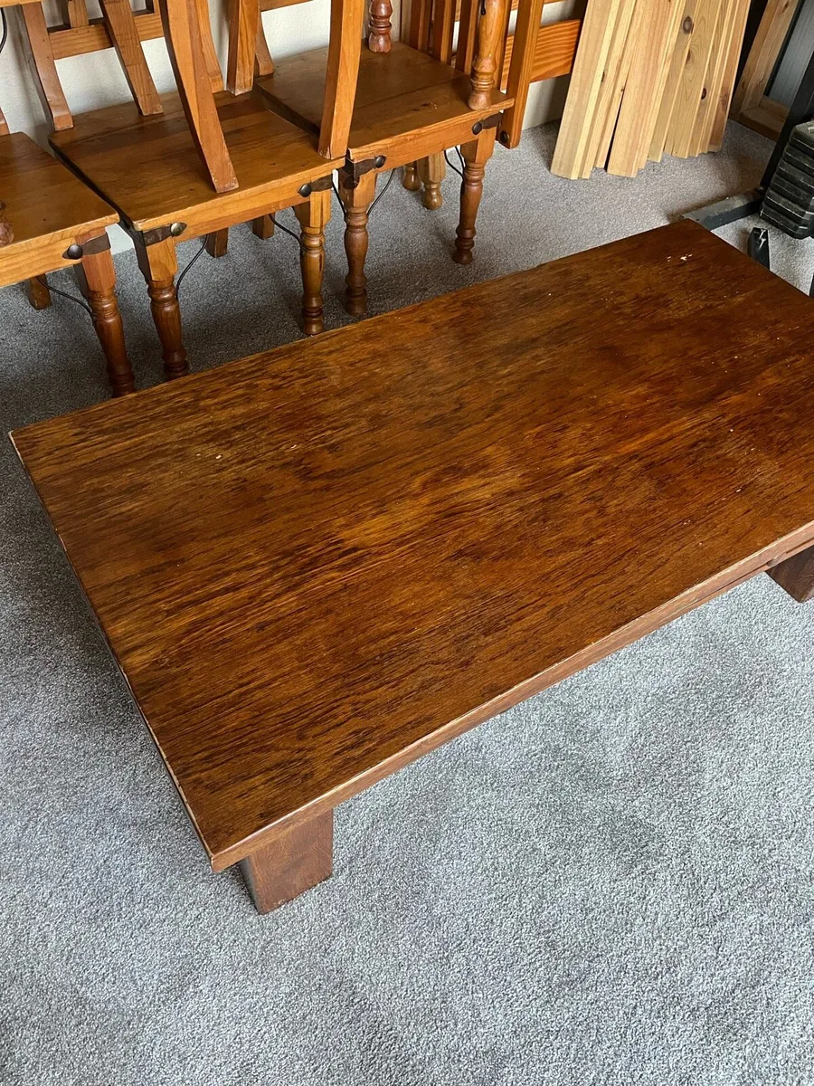 Solid oak coffee table. - Image 1