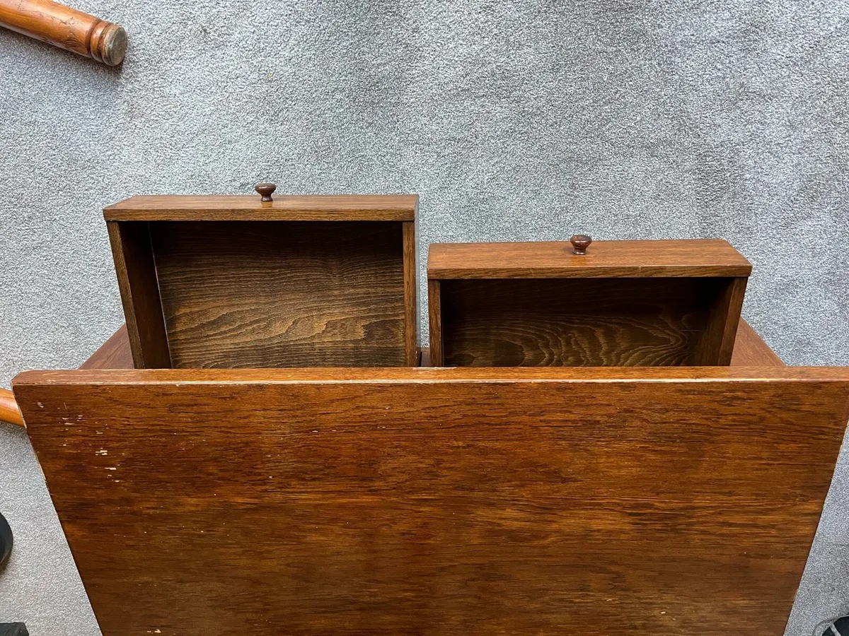 Solid oak coffee table. - Image 3
