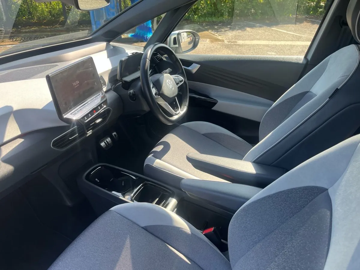 Volkswagen ID.3 Tech 58kwh 145HP - Image 3