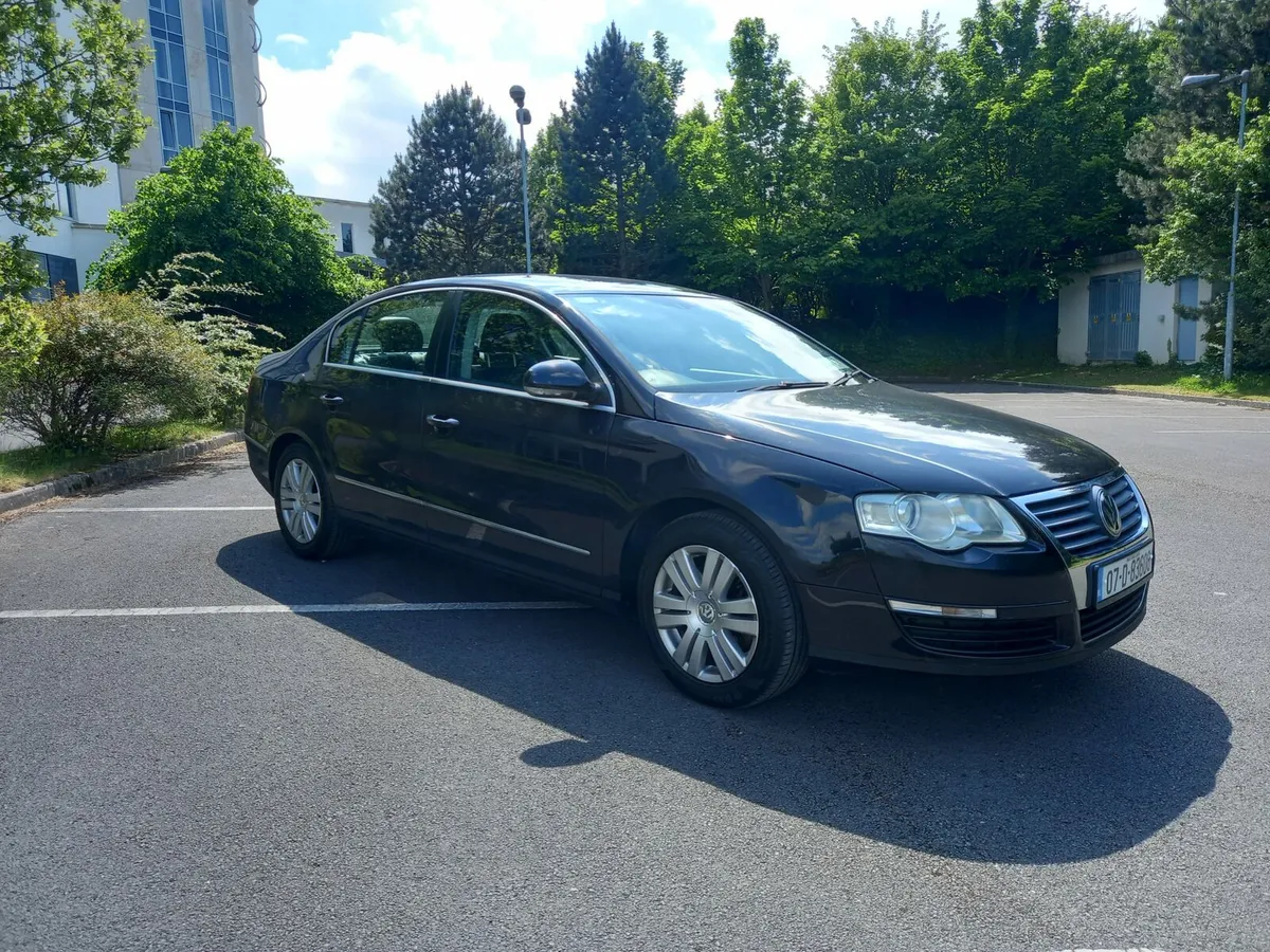 Volkswagen Passat 1.6Fsi pet 6Sp man 168k klms - Image 1