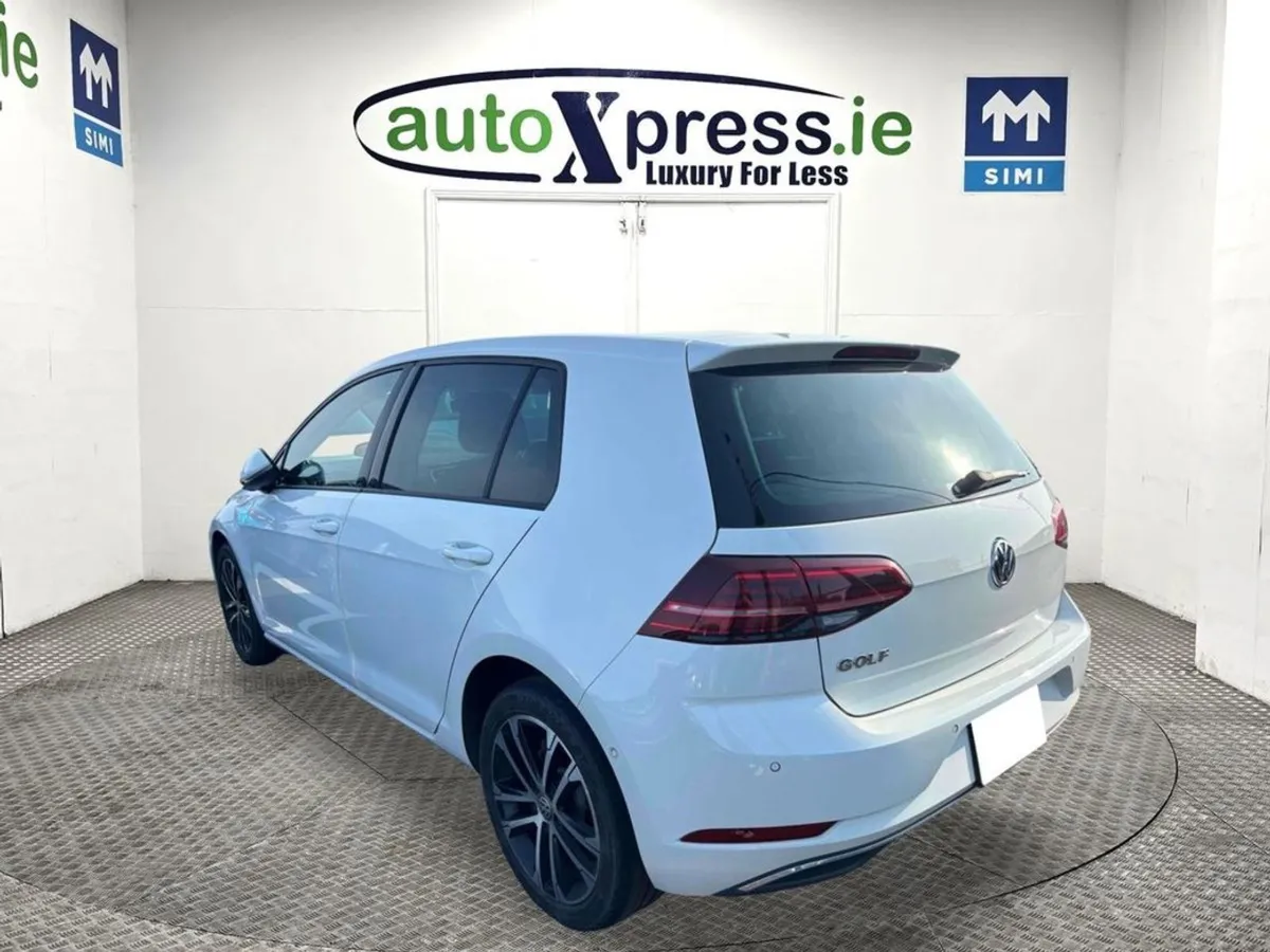 Volkswagen Golf 1.2 TSI Automatic - Image 3