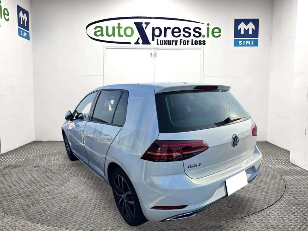 Volkswagen Golf 1.4 TSI High Line Tech Edition Au - Image 3