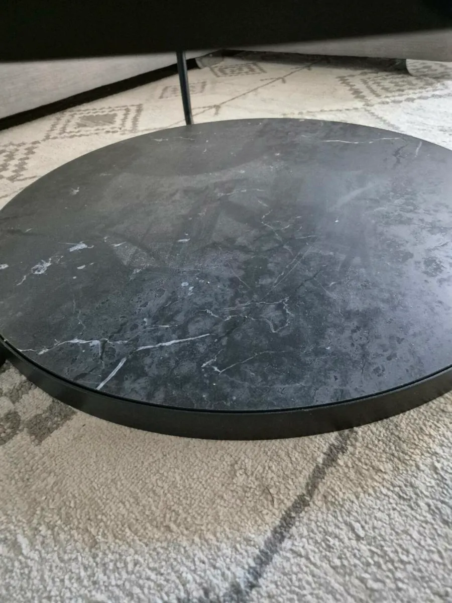 Round coffee table - Image 4